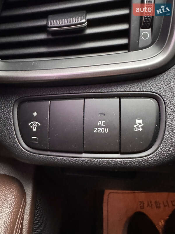 Позашляховик / Кросовер Kia Sorento 2016 в Луцьку