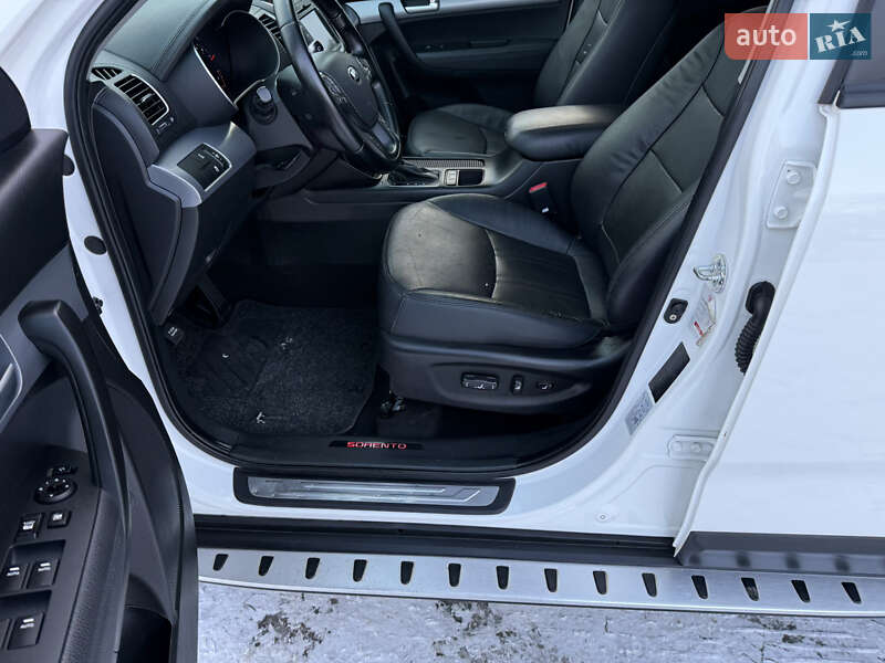 Позашляховик / Кросовер Kia Sorento 2014 в Коломиї фото 31 Позашляховик / Кросовер Kia Sorento 2014 в Коломиї