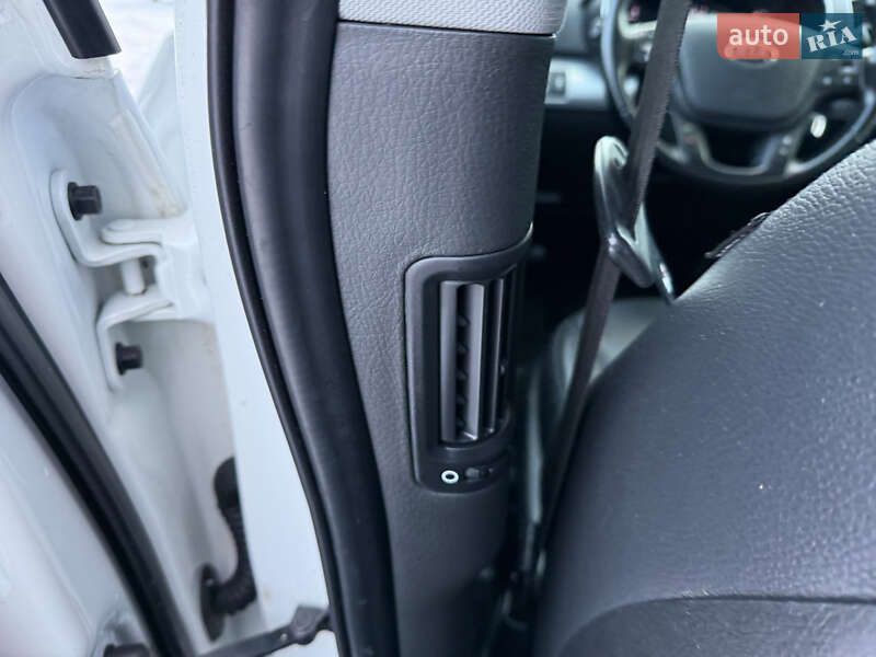 Позашляховик / Кросовер Kia Sorento 2014 в Коломиї фото 47 Позашляховик / Кросовер Kia Sorento 2014 в Коломиї