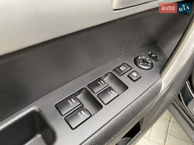 Внедорожник / Кроссовер Kia Sorento 2011 в Дрогобыче фото 30 Внедорожник / Кроссовер Kia Sorento 2011 в Дрогобыче