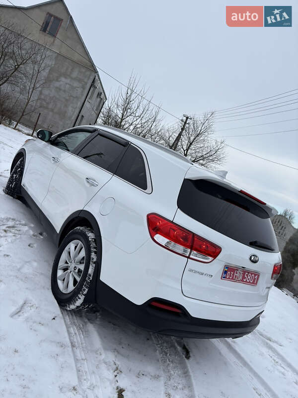 Внедорожник / Кроссовер Kia Sorento 2017 в Ровно