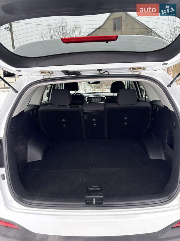 Внедорожник / Кроссовер Kia Sorento 2017 в Ровно