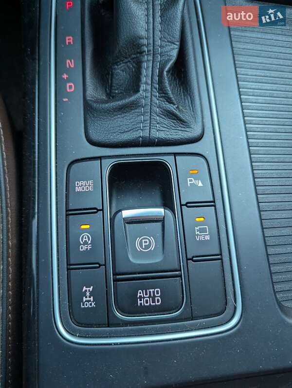 Позашляховик / Кросовер Kia Sorento 2015 в Тернополі