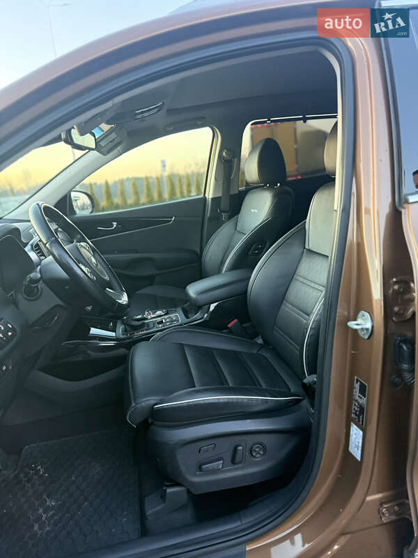 Позашляховик / Кросовер Kia Sorento 2016 в Луцьку фото 29 Позашляховик / Кросовер Kia Sorento 2016 в Луцьку