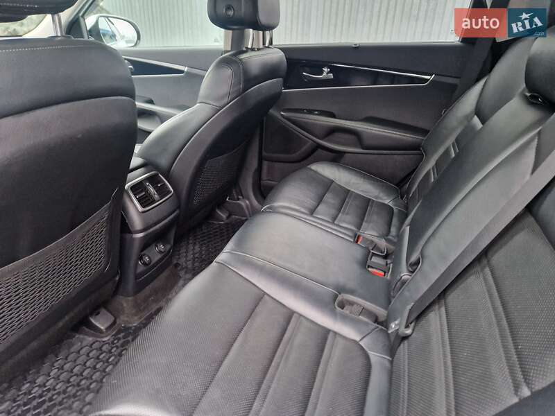 Внедорожник / Кроссовер Kia Sorento 2016 в Виннице
