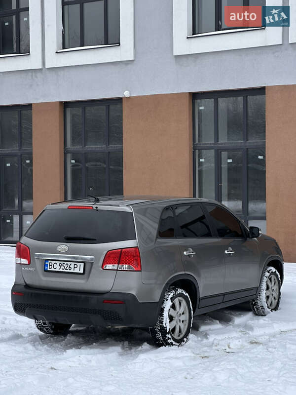 Внедорожник / Кроссовер Kia Sorento 2011 в Львове