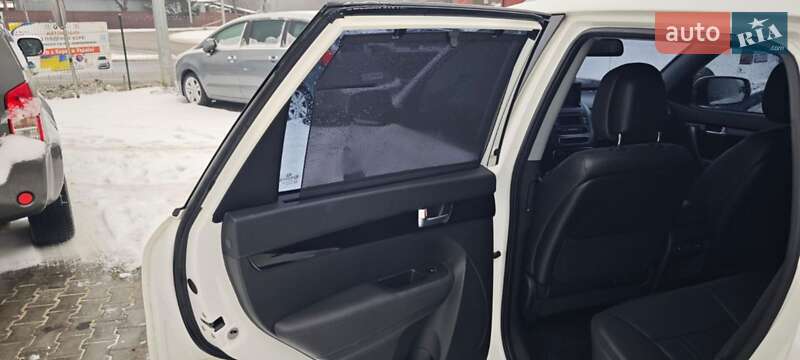 Внедорожник / Кроссовер Kia Sorento 2013 в Немирове