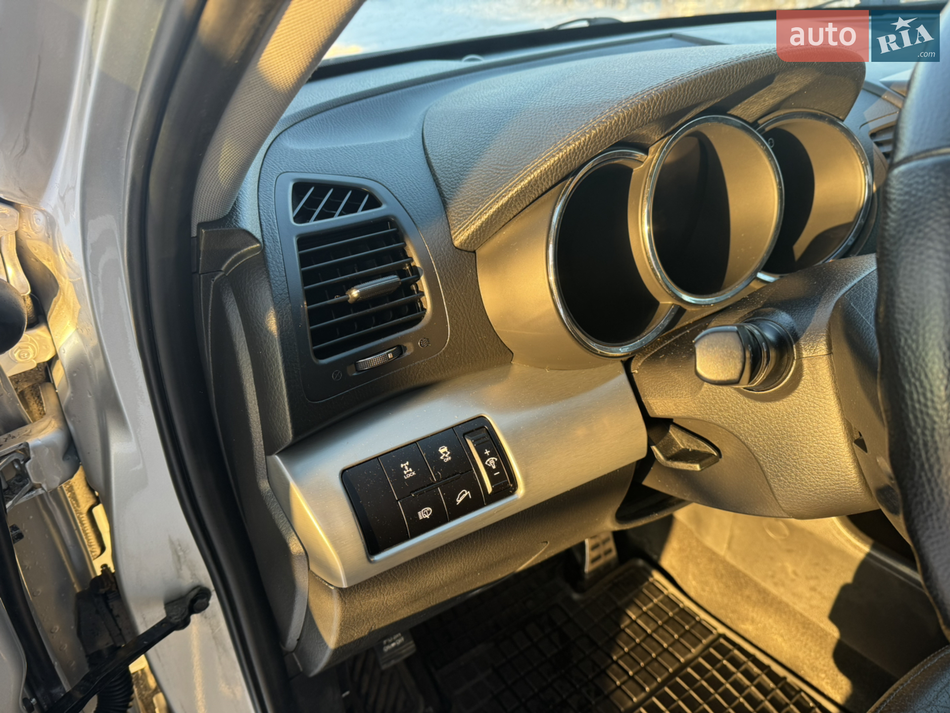 2010 Kia Sorento - мініатюра 28