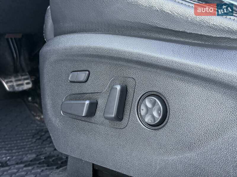 Внедорожник / Кроссовер Kia Sorento 2016 в Бродах