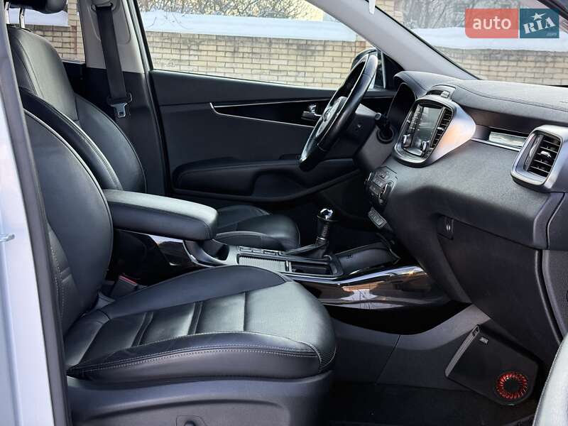 Внедорожник / Кроссовер Kia Sorento 2016 в Бродах