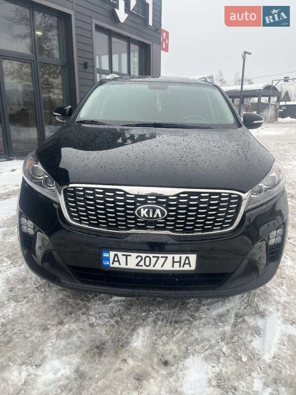 Внедорожник / Кроссовер Kia Sorento 2015 в Ивано-Франковске