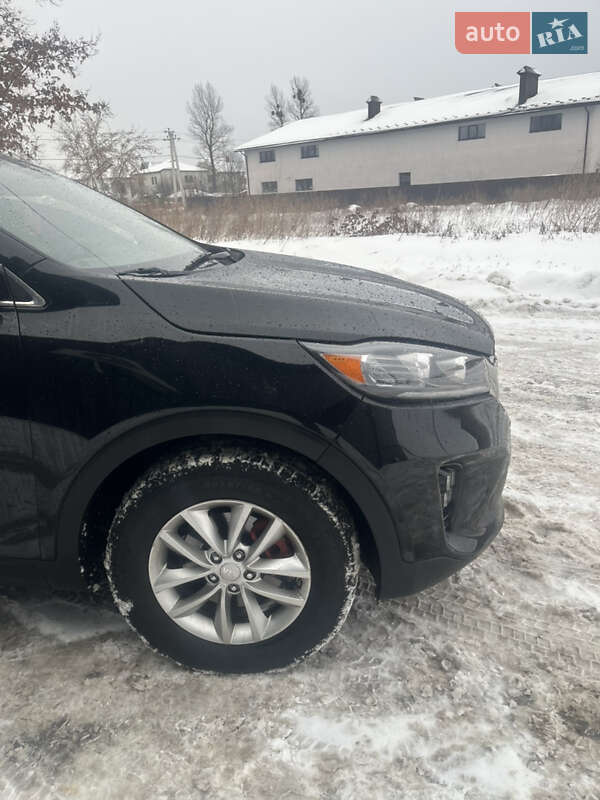 Внедорожник / Кроссовер Kia Sorento 2015 в Ивано-Франковске