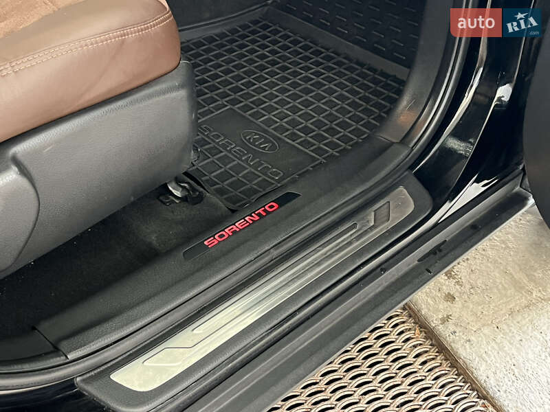 Внедорожник / Кроссовер Kia Sorento 2010 в Дрогобыче