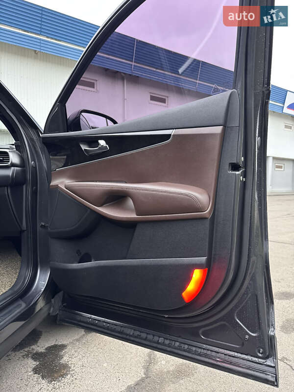 Внедорожник / Кроссовер Kia Sorento 2016 в Луцке