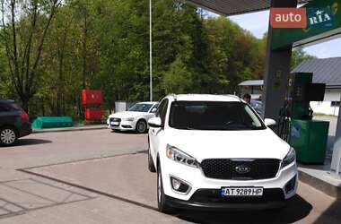 Позашляховик / Кросовер Kia Sorento 2016 в Дрогобичі