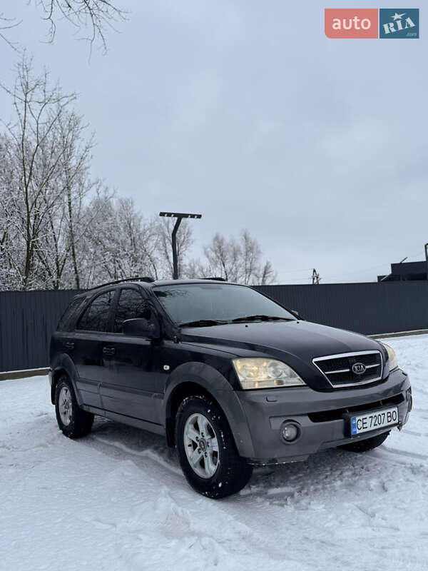 Внедорожник / Кроссовер Kia Sorento 2004 в Черновцах