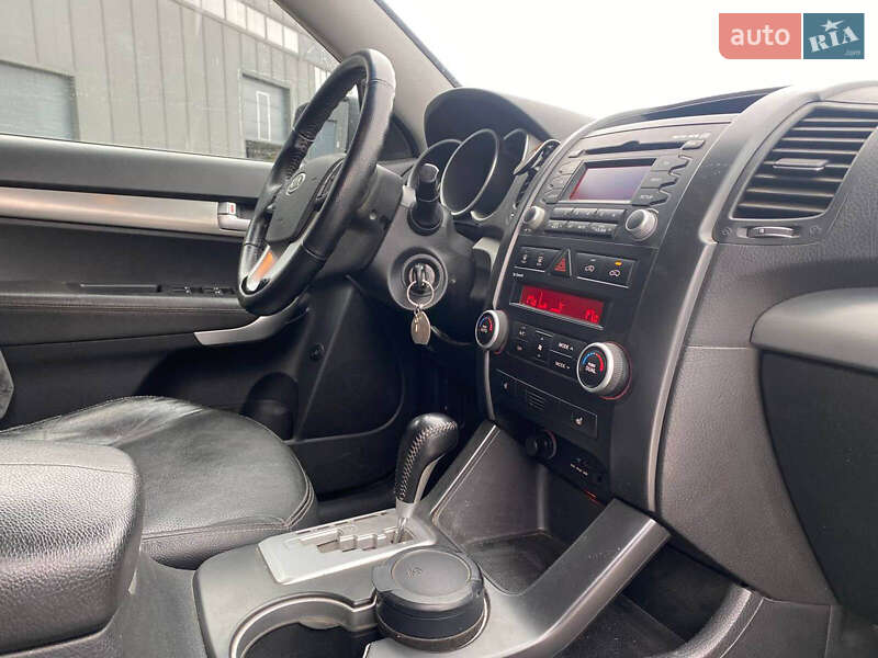 Внедорожник / Кроссовер Kia Sorento 2009 в Львове фото 32 Внедорожник / Кроссовер Kia Sorento 2009 в Львове