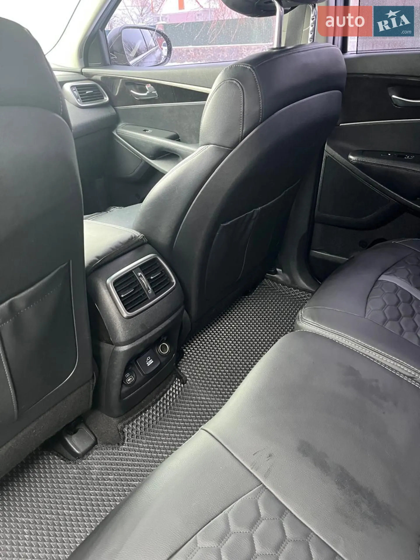 2014 Kia Sorento - мініатюра 9