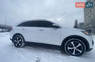 Внедорожник / Кроссовер Kia Sorento 2015 в Киеве