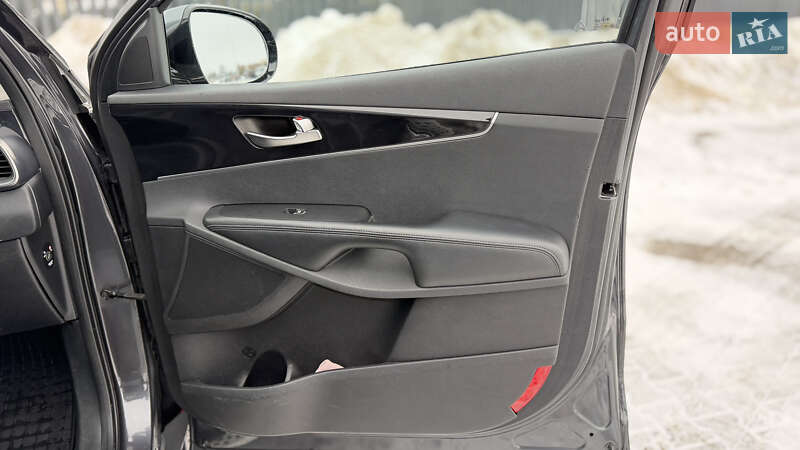 Внедорожник / Кроссовер Kia Sorento 2015 в Луцке фото 37 Внедорожник / Кроссовер Kia Sorento 2015 в Луцке