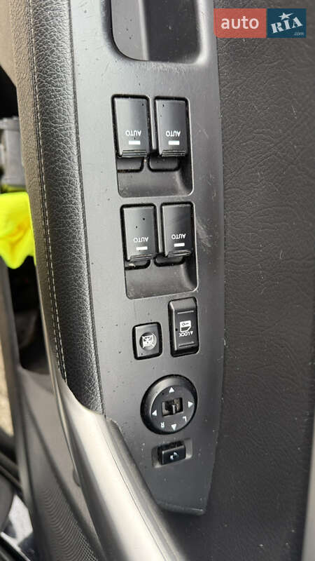 Внедорожник / Кроссовер Kia Sorento 2012 в Львове фото 31 Внедорожник / Кроссовер Kia Sorento 2012 в Львове