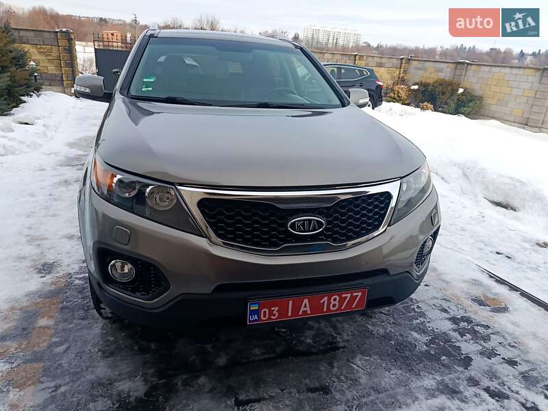 Внедорожник / Кроссовер Kia Sorento 2011 в Луцке