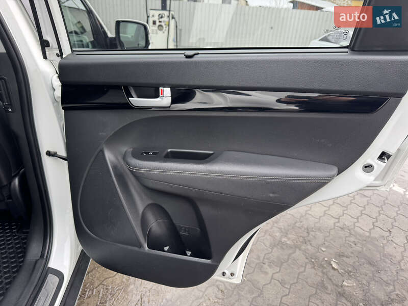 Внедорожник / Кроссовер Kia Sorento 2014 в Луцке