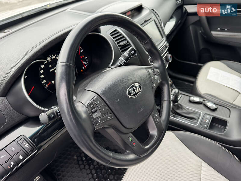 Внедорожник / Кроссовер Kia Sorento 2014 в Луцке