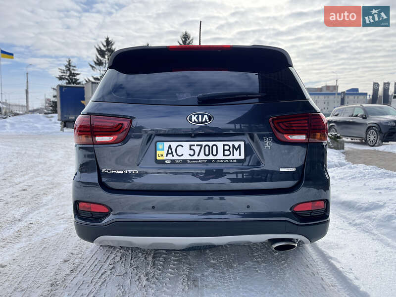 Внедорожник / Кроссовер Kia Sorento 2017 в Луцке