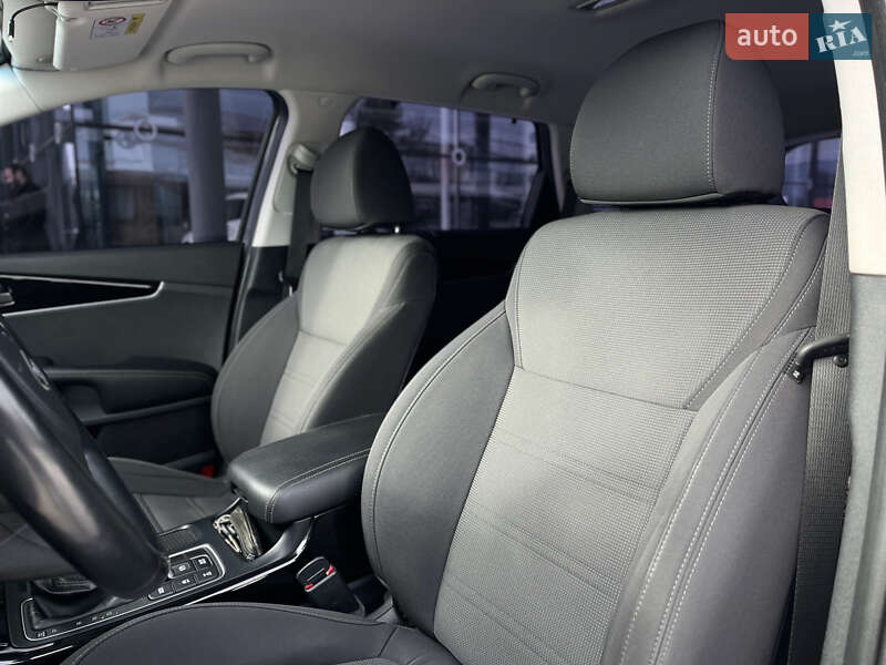 Внедорожник / Кроссовер Kia Sorento 2017 в Луцке