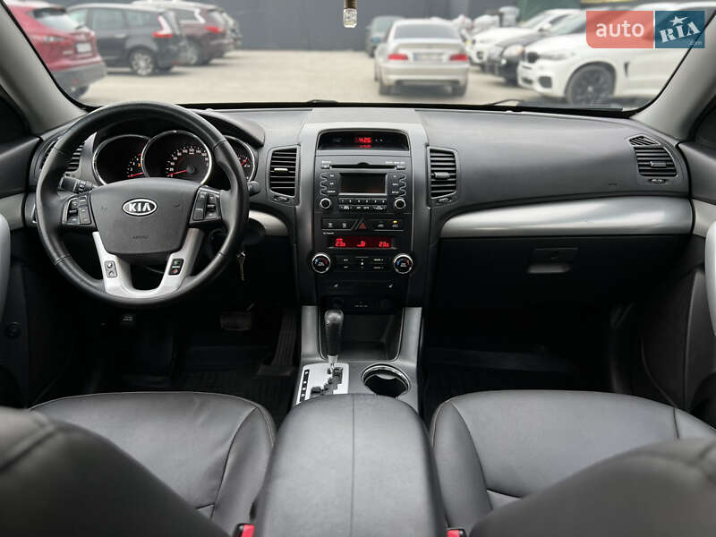 Внедорожник / Кроссовер Kia Sorento 2012 в Одессе