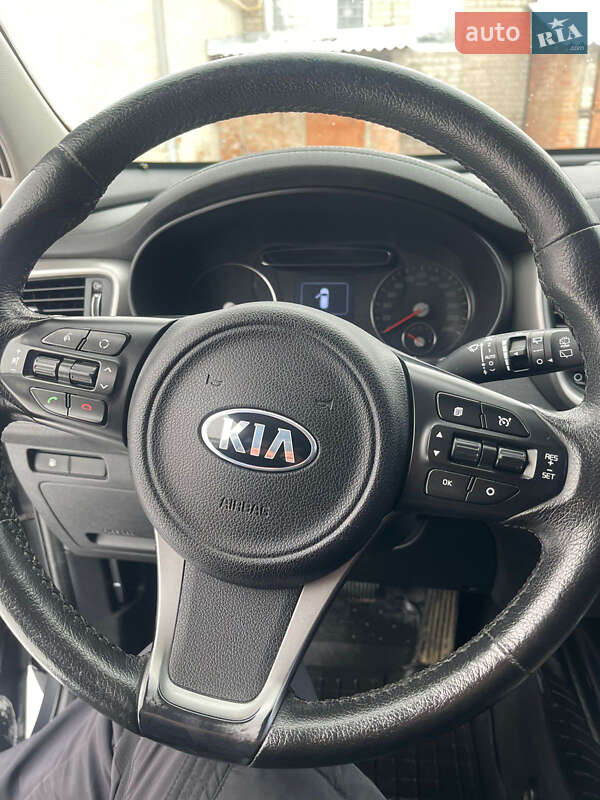 Внедорожник / Кроссовер Kia Sorento 2015 в Харькове