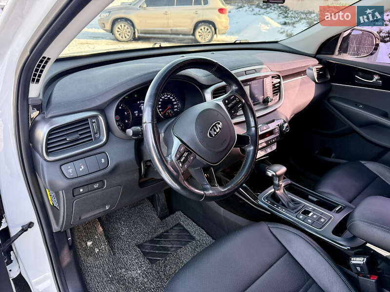 Внедорожник / Кроссовер Kia Sorento 2017 в Виннице