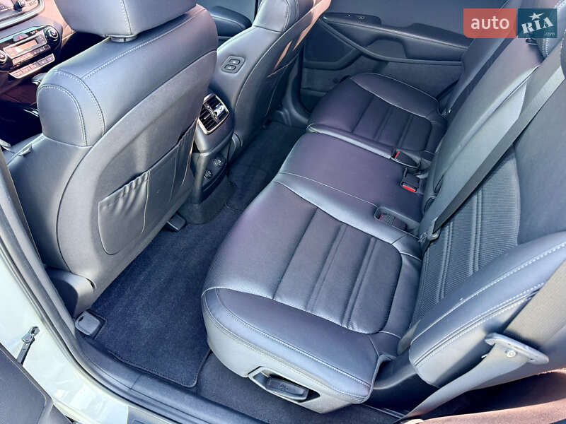 Внедорожник / Кроссовер Kia Sorento 2017 в Виннице