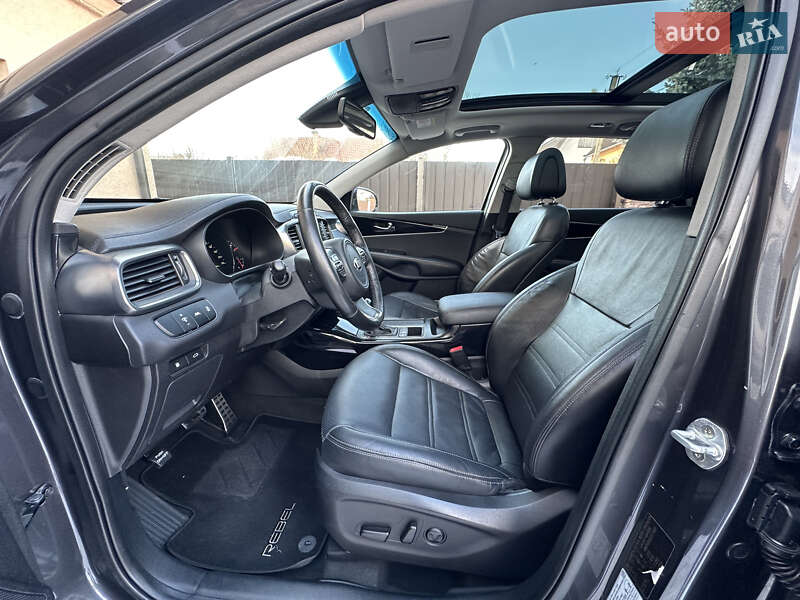 Внедорожник / Кроссовер Kia Sorento 2015 в Ивано-Франковске