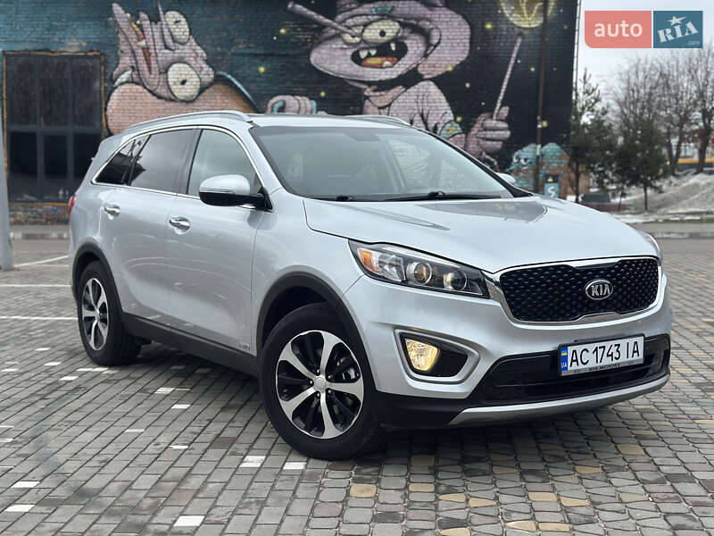 Внедорожник / Кроссовер Kia Sorento 2015 в Луцке
