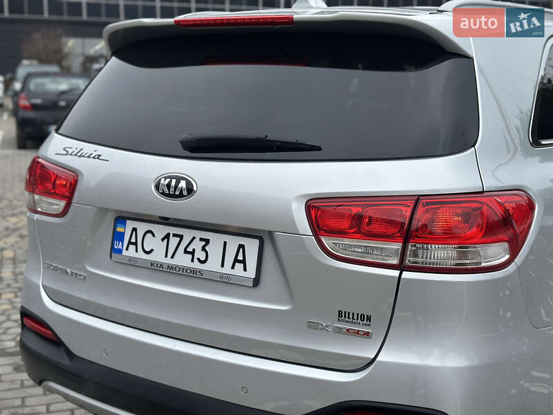 Внедорожник / Кроссовер Kia Sorento 2015 в Луцке