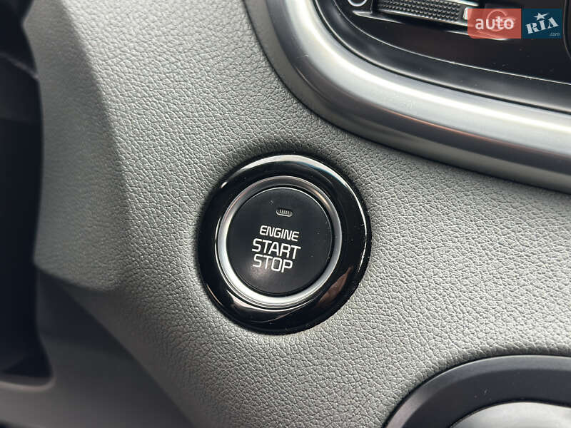 Внедорожник / Кроссовер Kia Sorento 2015 в Луцке