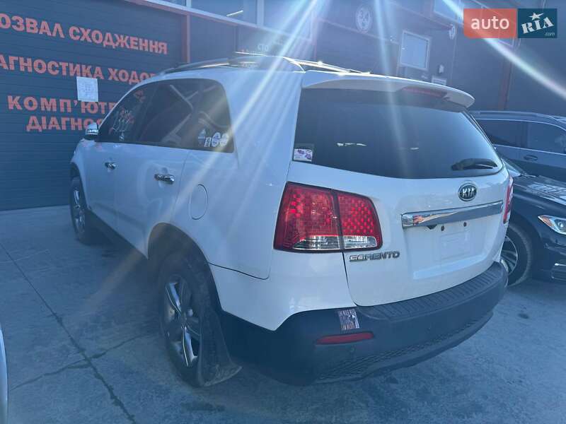 Внедорожник / Кроссовер Kia Sorento 2012 в Львове