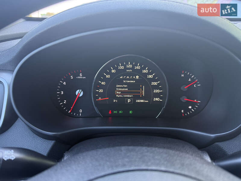 Внедорожник / Кроссовер Kia Sorento 2016 в Одессе