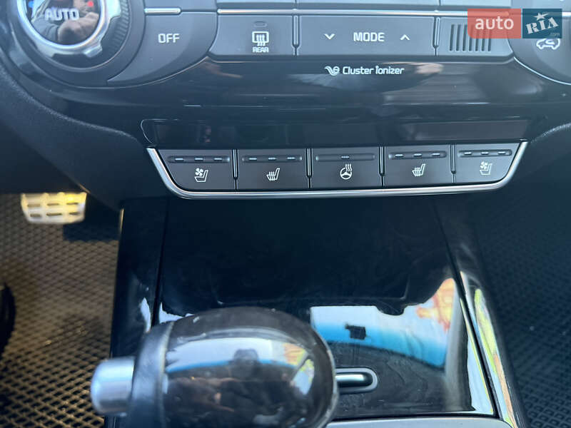 Внедорожник / Кроссовер Kia Sorento 2016 в Одессе