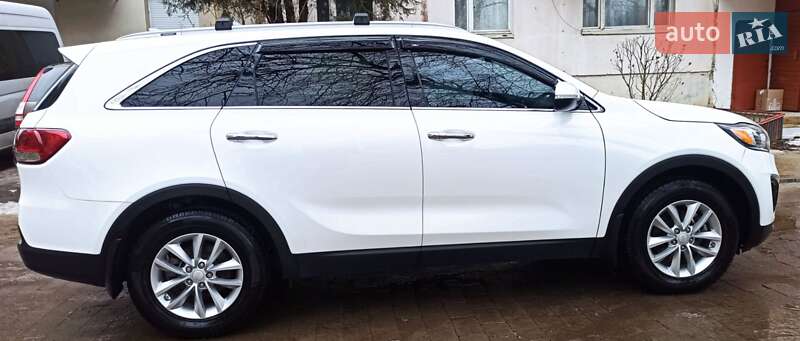 Внедорожник / Кроссовер Kia Sorento 2015 в Черновцах фото 14 Внедорожник / Кроссовер Kia Sorento 2015 в Черновцах