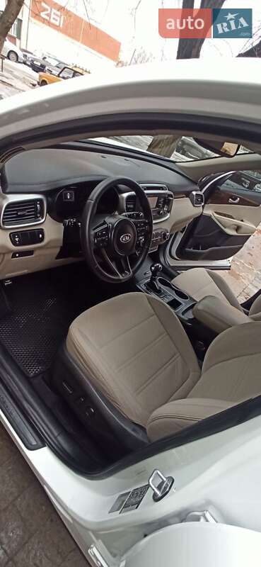 Внедорожник / Кроссовер Kia Sorento 2015 в Черновцах фото 22 Внедорожник / Кроссовер Kia Sorento 2015 в Черновцах