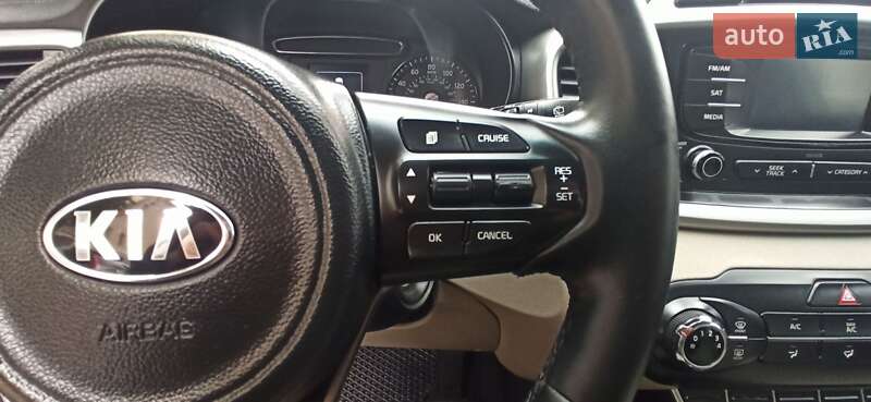 Внедорожник / Кроссовер Kia Sorento 2015 в Черновцах фото 50 Внедорожник / Кроссовер Kia Sorento 2015 в Черновцах