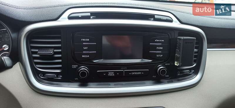 Внедорожник / Кроссовер Kia Sorento 2015 в Черновцах фото 54 Внедорожник / Кроссовер Kia Sorento 2015 в Черновцах