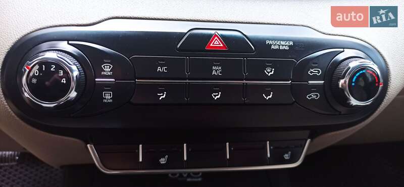 Внедорожник / Кроссовер Kia Sorento 2015 в Черновцах фото 53 Внедорожник / Кроссовер Kia Sorento 2015 в Черновцах