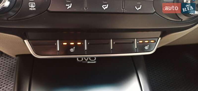 Внедорожник / Кроссовер Kia Sorento 2015 в Черновцах фото 48 Внедорожник / Кроссовер Kia Sorento 2015 в Черновцах