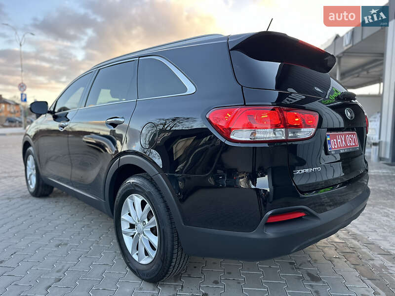Внедорожник / Кроссовер Kia Sorento 2017 в Владимире