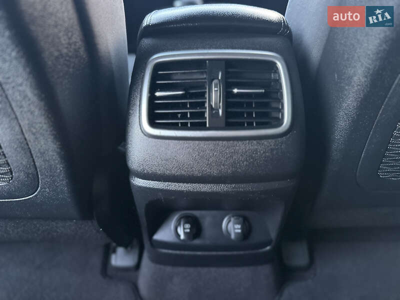 Внедорожник / Кроссовер Kia Sorento 2017 в Владимире