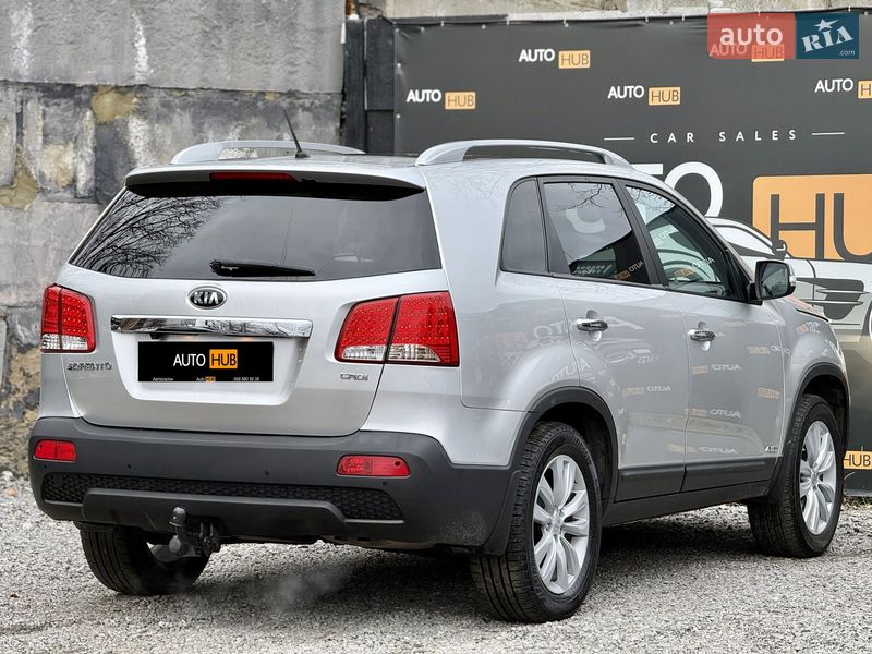 Внедорожник / Кроссовер Kia Sorento 2010 в Харькове